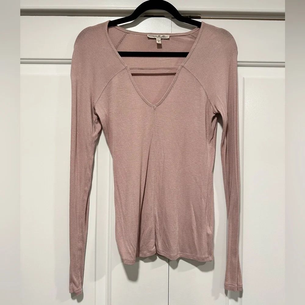 Express long sleeve tee